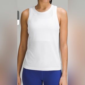 Lululemon Train to be tank